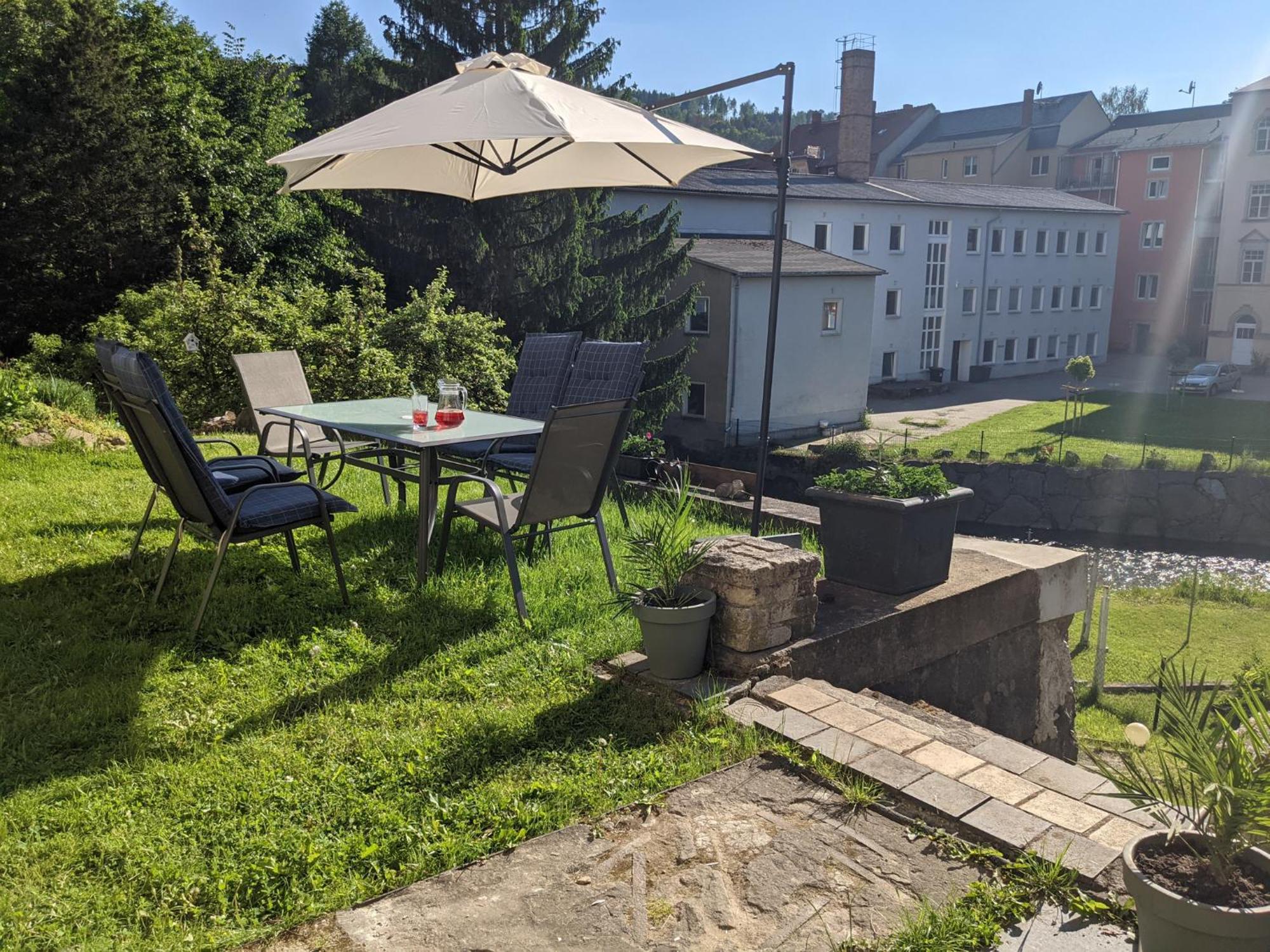 Hw2B - Urlaubsmagie - Wohlfuehlwohnung Mit Balkon, Pool, Sauna & Terrasse Sebnitz Dış mekan fotoğraf