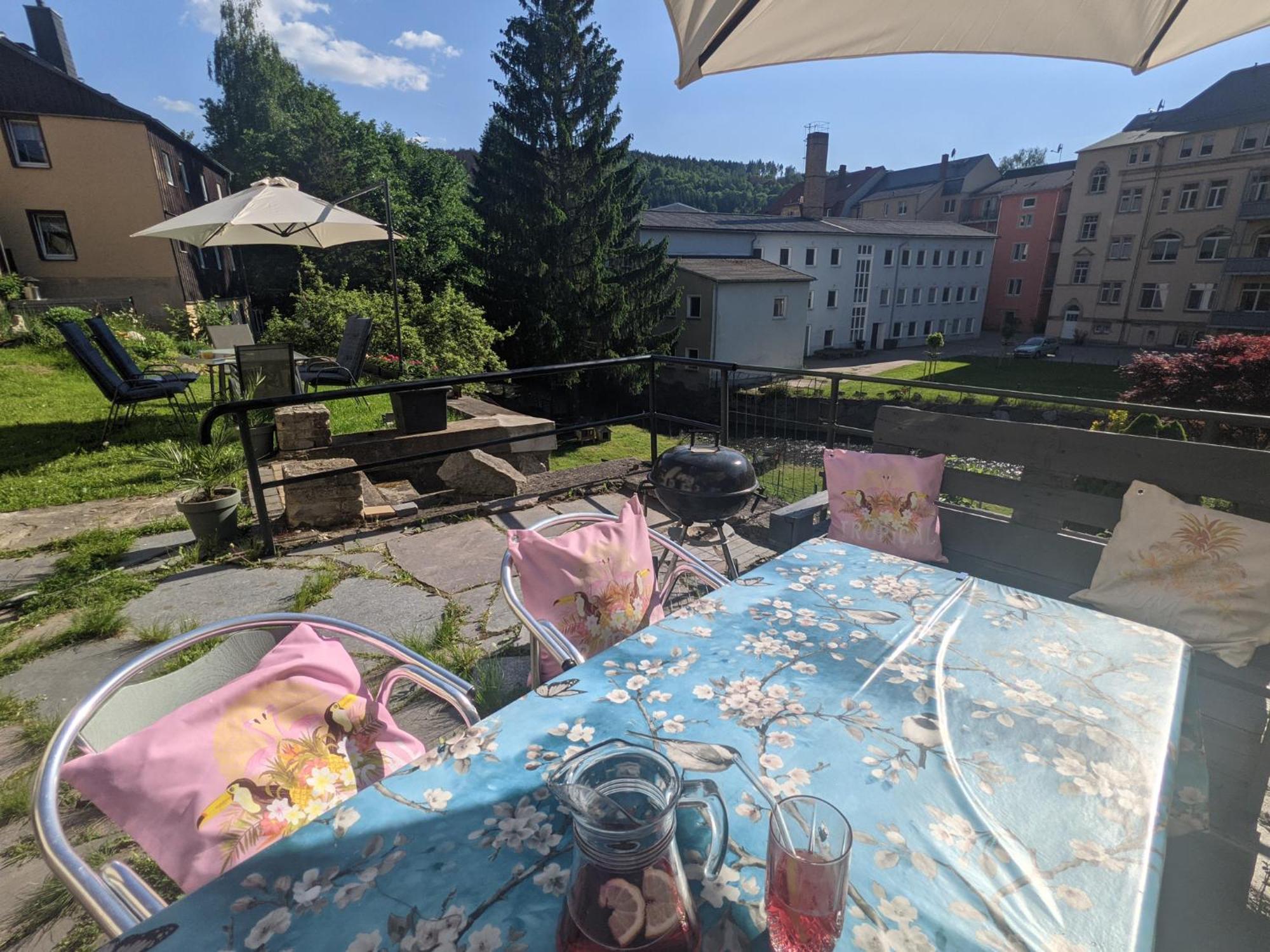 Hw2B - Urlaubsmagie - Wohlfuehlwohnung Mit Balkon, Pool, Sauna & Terrasse Sebnitz Dış mekan fotoğraf